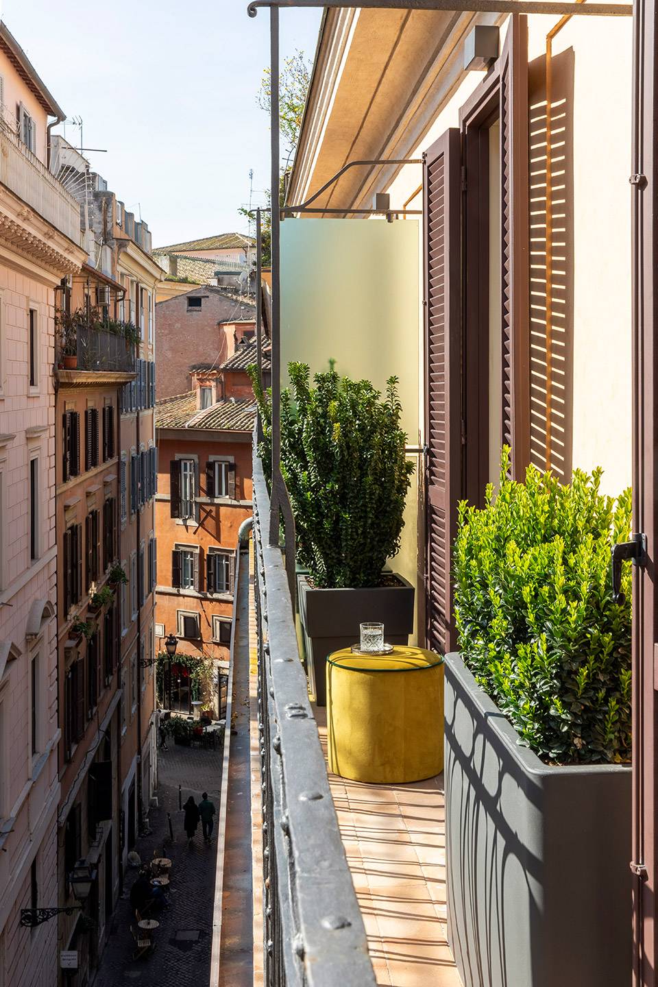 DELUXE-CON-BALCONE-322