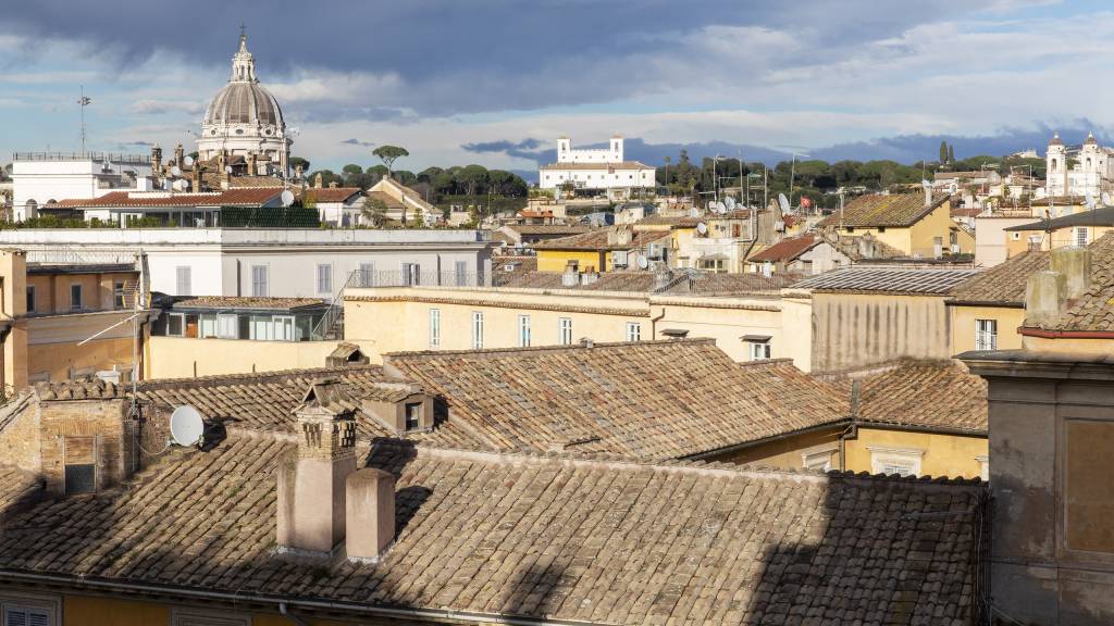 EXECUTIVE-PANORAMICA-ESTERNA-CAMERA-522