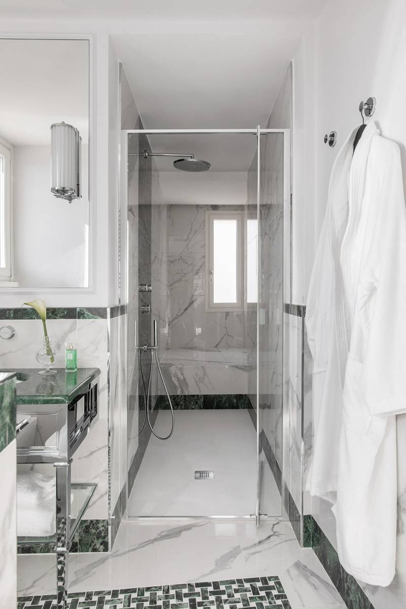 EXECUTIVE-SUITE-CON-BALCONE-BAGNO-621